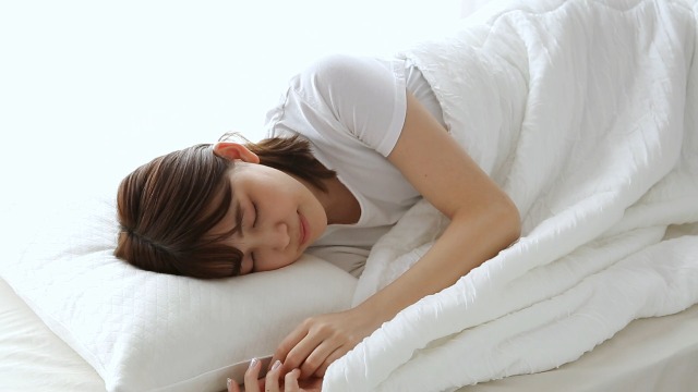 美月　　170×70 ピンク系＆シングル掛け1.7kg Amazon｜Colorsroom 掛け布団 肌掛け布団 シングル マシュマロ