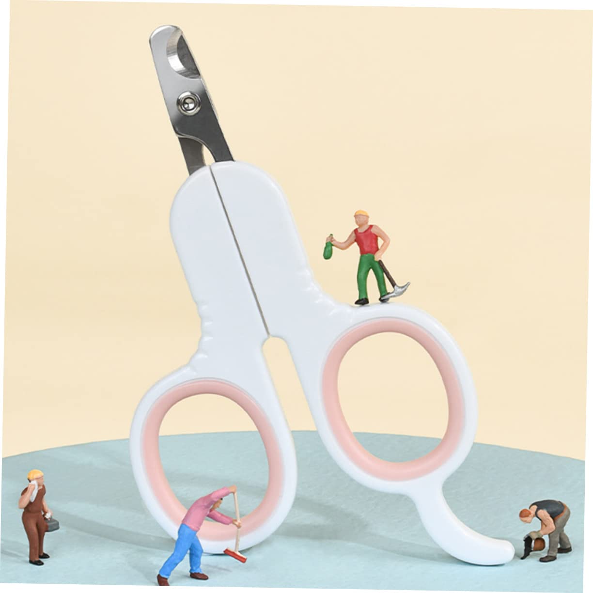 POPETPOP Portable Ergonomic Pet Nail Clipper for Cats and Dogs Safe Household Nail Trimmer for Breeds Pet Grooming Accessory