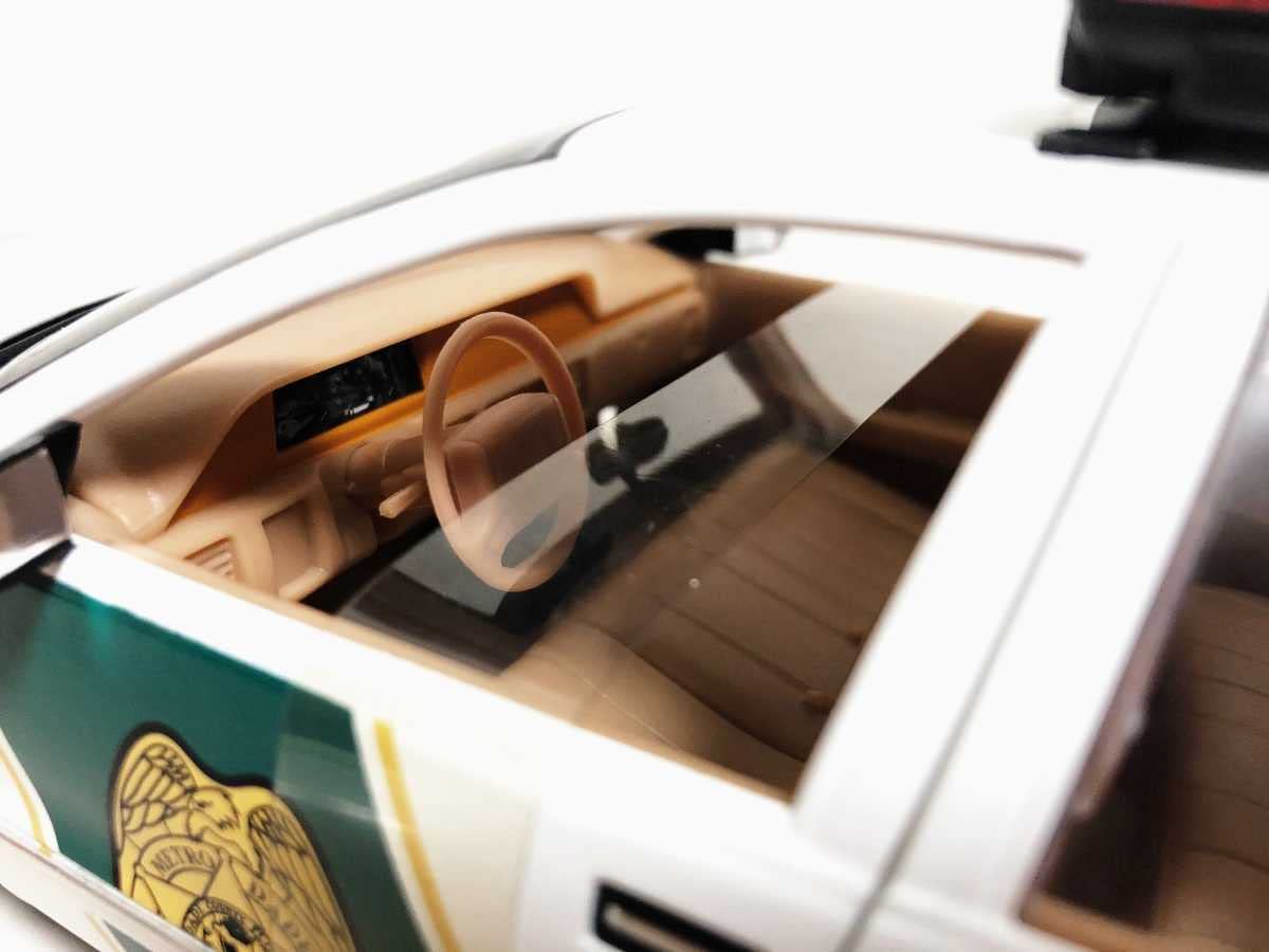 Amazon | UTmodels/Chevyシボレー Capriceカプリス パトカー 1