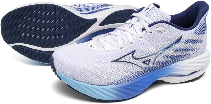 ミズノ「WAVE RIDER 28」