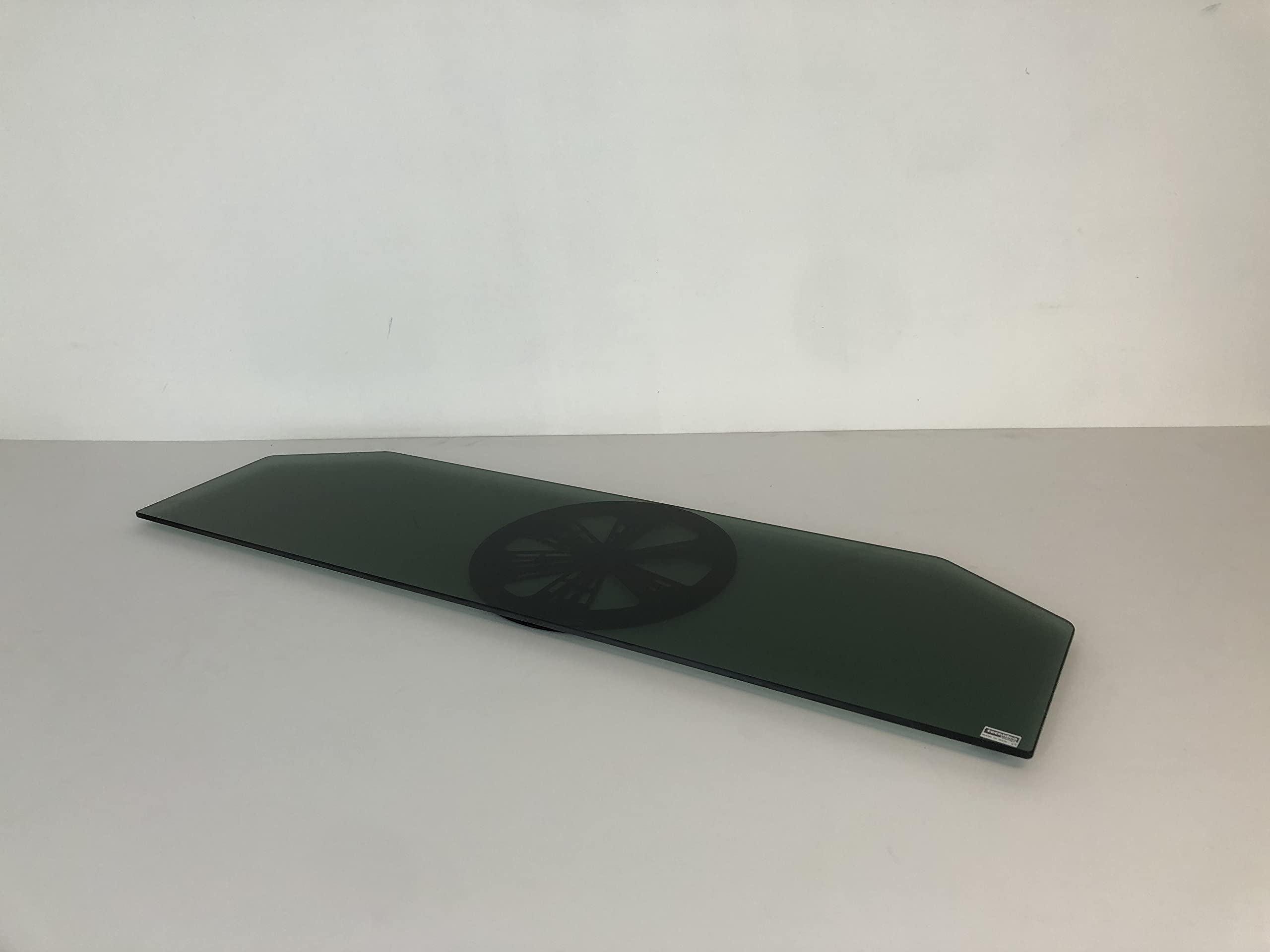 Base girevole per grandi TV, sagomata sul retro per facilitare la rotazione - in vetro temperato mm 6 colore Nero fumè, GK114N, dim. cm 114x 32 portata max kg 50