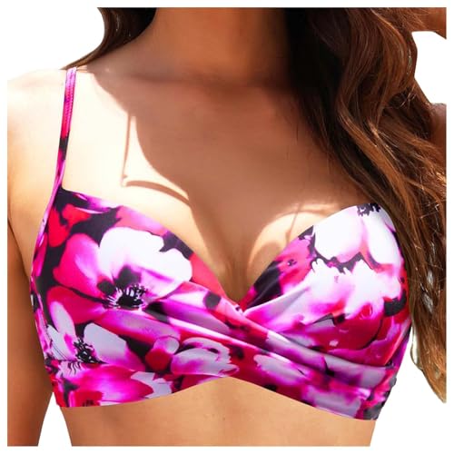 Ensemble bikini coloré pour des vacances farniente à la piscine