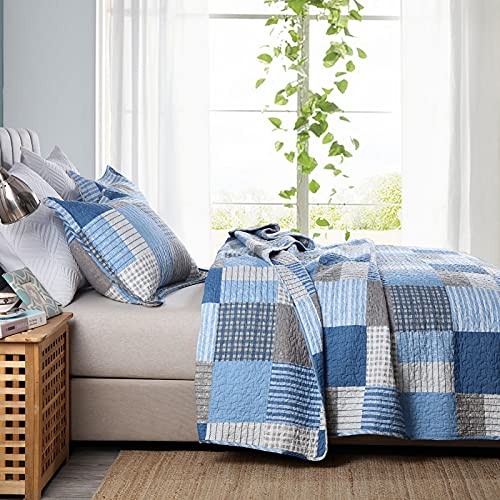Image of PANGUSHAN King Size Quilt Set,100% Cotton King Quilt Bedding Set Bedspread,Patchwork Plaid Quilt Bedspreads for King Bed,Navy Blue /Blue Reversible Lightweight Comforter Bed Set,All Season,3 Pieces