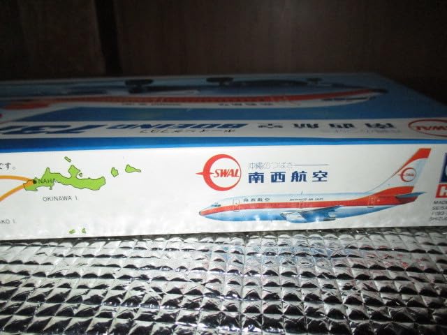 南西航空　Boeing 737 - 200 1/200 Yahoo!オークション - ハセガワ 1/200ボーイング 737-200 南西航空