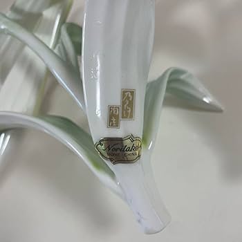 最終値下げ 乃りたけ陶房 ノリタケボーンチャイナ 百合の花 置物