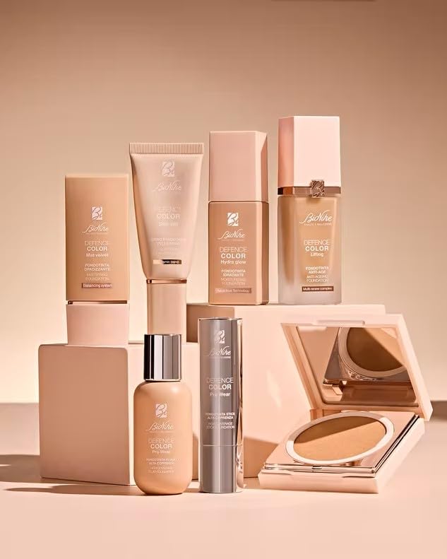 BioNike Defence Color - Fondotinta Lifting Anti-age SPF 15, 03 Sand, per Pelli Normali e Mature, Effetto Levigante Fino a 24 Ore, Attenua le Rughe e Protegge dallo Stress Cutaneo, 30 ml