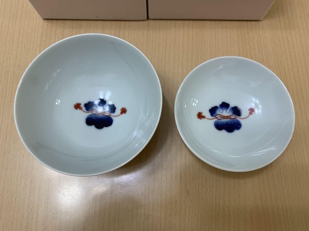 Amazon | 有田焼 たなかふみえ 子ども用茶碗 蓋付き 狛犬 鯛 D202 