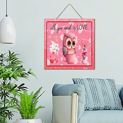 Décoration murale en bois All You Need Is Love, plaque carrée rouge et rose 30x30 cm
