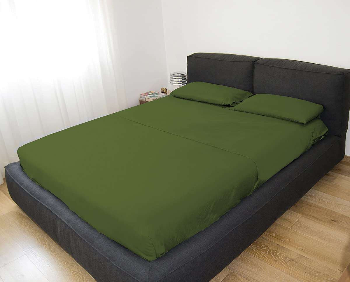FLYMME Set Biancheria Da Letto Matrimoniale In Microfibra Verde Oliva - Trapunta Leggera Con Motivo Geometrico (2 Pezzi: 173x224cm + Federa 51x66cm)