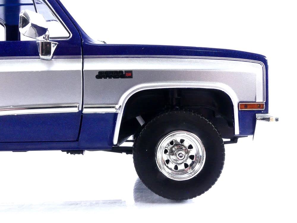 Greenlight Collectibles – GMC K-2500 Sierra Grande Wideside – 1984