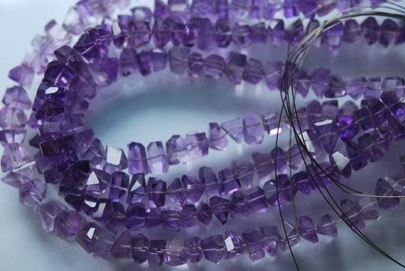 Améthyste pourpre facettée en pépites de 7-10mm pour des bijoux d'exception