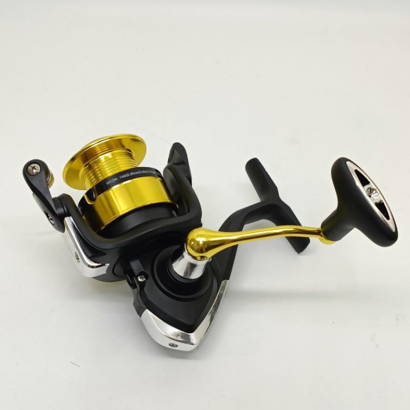 Side view of Daiwa RS 4000 Spinning Fishing Reel