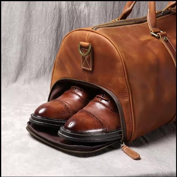 Mullis Mercantile Leather Weekender Bag, an ideal men's classic. Perfect for overnight stays, full-grain leather, a retro design, gym, and a YKK zipper, brown. (22 inch Vintage Leather Duffle) - Image 4