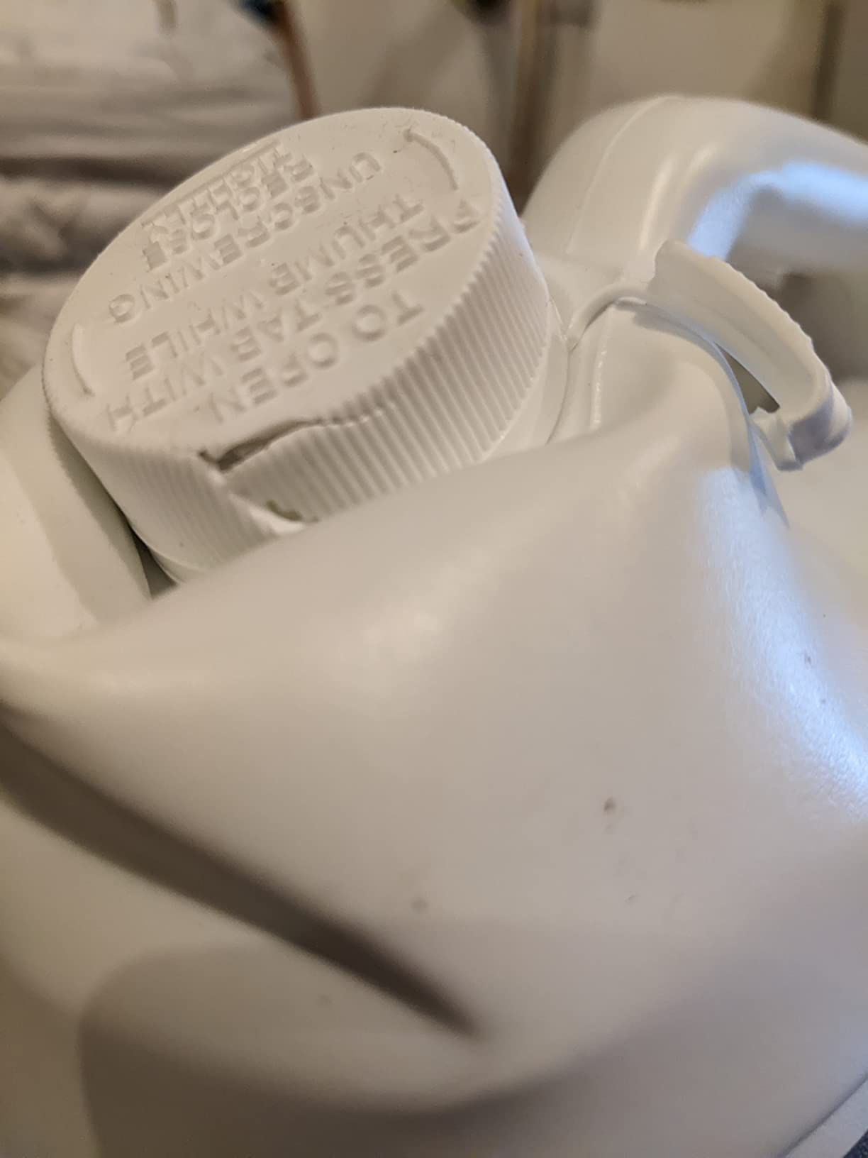 Damaged package, late arrival