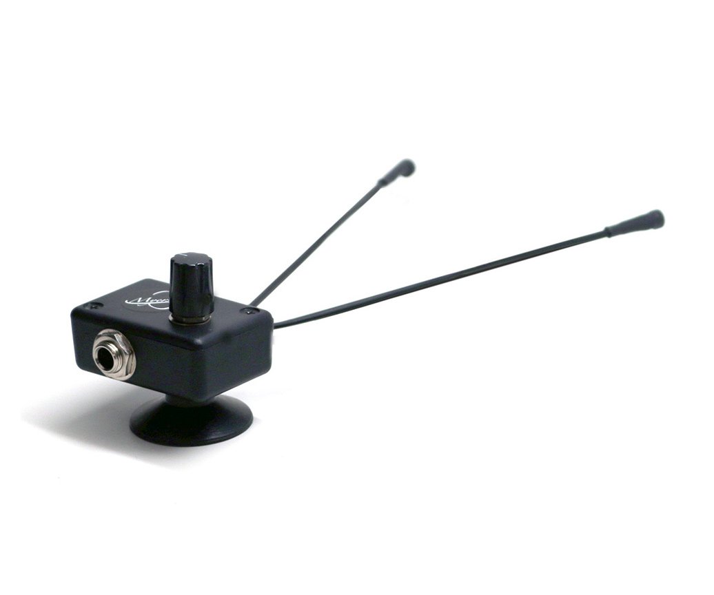 Myers PickupsThe Grip Plus-6 3-Row Diatonic Accordion Pickup with 2 6-inch Flexible Micro-Goosenecks