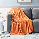 Hochwertige Kuscheldecke: Unsere Decken bestehen aus hochwertigen Materialien, Fleecedecke bestehen alle aus luxuriösen und weichen Materialien und bestehen zu 100% aus Mikrofaser. Es ist nicht nur super weich, sondern auch atmungsaktiv und saugfähig. Auch wenn Sie schlafen, können Sie trocken und warm bleiben. Hochwertige Decken garantieren Ihren Komfort.