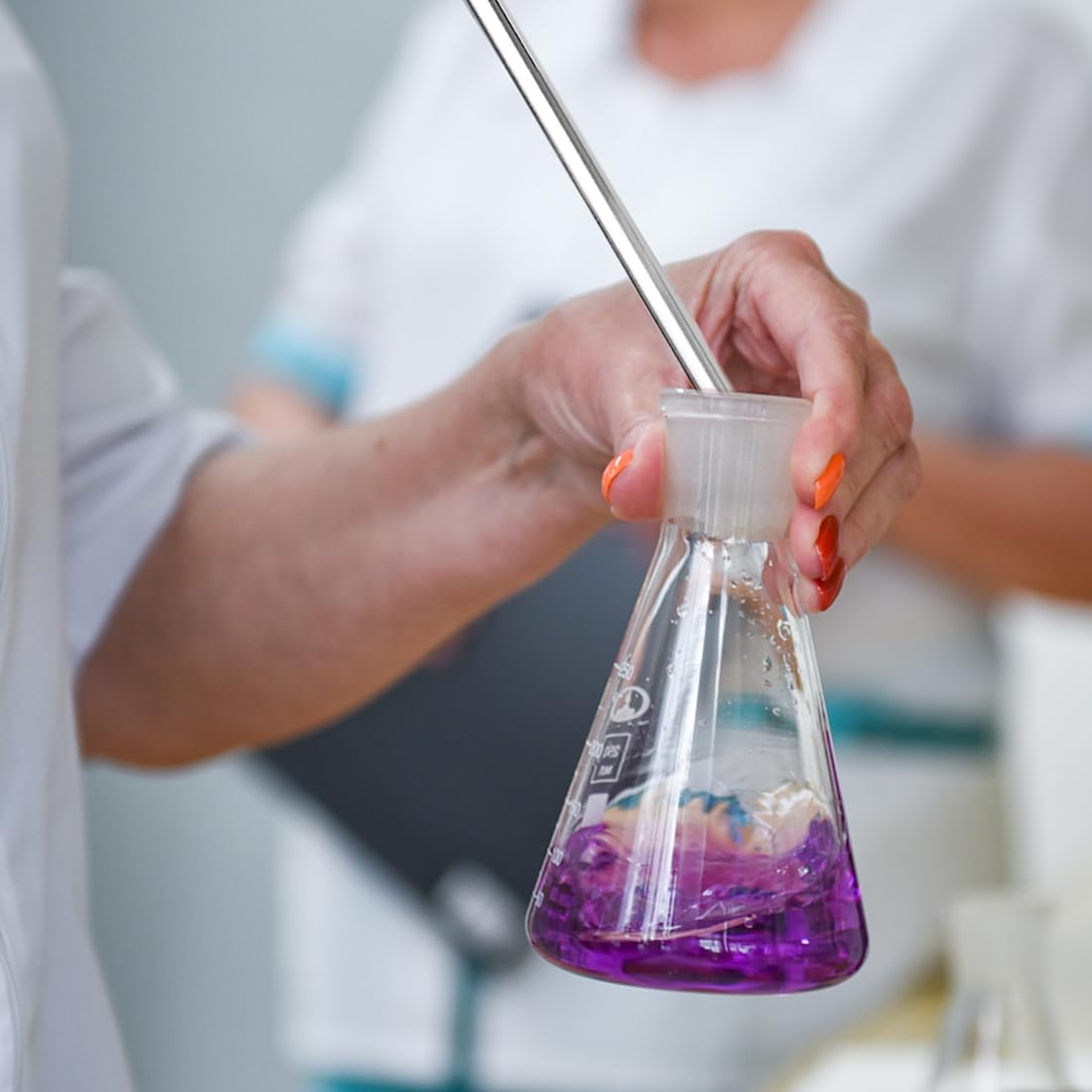 8 pcs Rührstäbchen Rührstab aus Glas beidseitig nutzbar hitzebeständig für wissenschaftliche Chemie Labor zum Umrühren von heißen und kalten Getränken(20 cm)