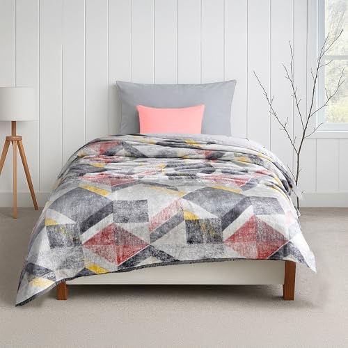 Image of MYTRIDENT Home Essential Flannel Printed Blanket for Winter Single Size (160 cm x 220 cm), 290 GSM, Levi