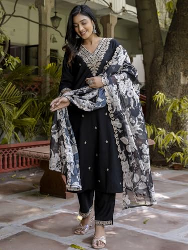 Image of VredeVogel Kurta Set with Dupatta | Embroidered Viscose Rayon Kurta Pant Set for Women | Women's Ethnic Casual Kurti Set