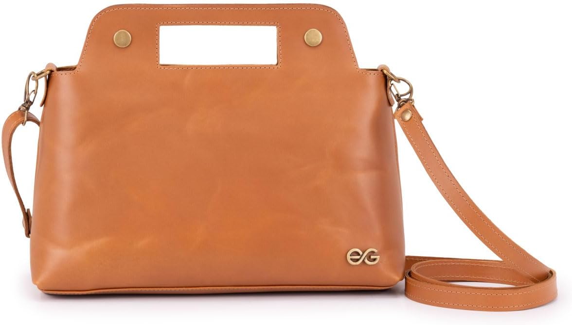 Bolsa Feminina Transversal ou mão Média Tiracolo Couro Legítimo em promoção! Veja a oferta e mais achadinhos de Bolsas Hoje é o melhor dia para comprar Bolsa Feminina Transversal ou mão Média Tiracolo Couro Legítimo com aquele preço maroto! Promoção! Aproveite a oferta!