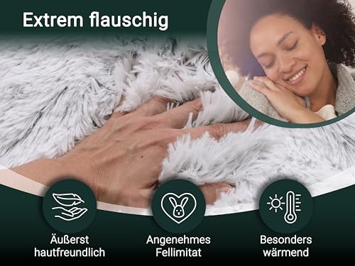ZOLLNER Kuscheldecke extra flauschig in 150x200 cm - kuschelige und warme Couchdecke - waschbar bis 30°C – weißes Fellimitat auf grauem Fleece - Hotelwäschequalität - Oeko Tex® Zertifiziert