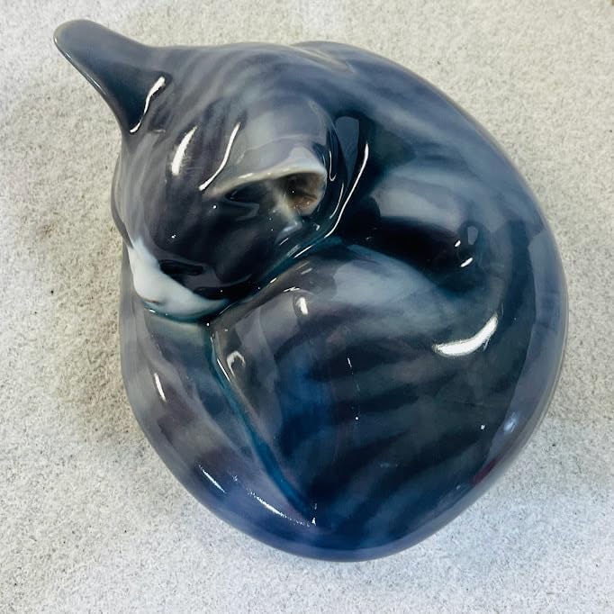ROYAL COPENHAGEN 149 眠り猫 フィギュリン 置物 ロイヤル