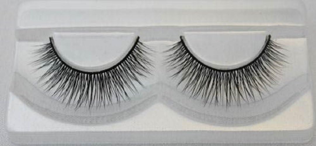 Minx Lash, Socialite