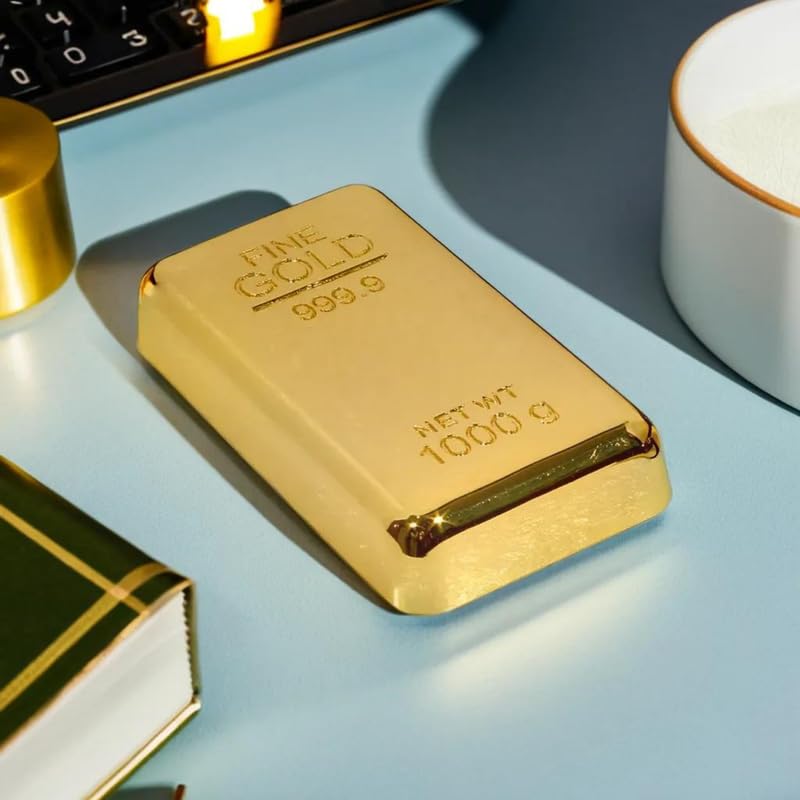True-Ally Fermacarte finto a barra d'oro – Accessorio da scrivania di lusso, elegante regalo di cancelleria per ufficio, casa, uomini e donne, realistica finitura placcata oro, 8 x 4 x 1 cm