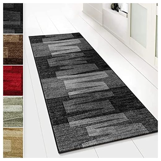 KARAT Tapis de Cuisine Ignifuge - Tapis de Course Noir 67x100 cm - Velours Fin, Confort Pieds Nus - Qualité Allemande - Carpette pour Couloir et Salon, Compatible avec Chauffage au Sol - Via Veneto