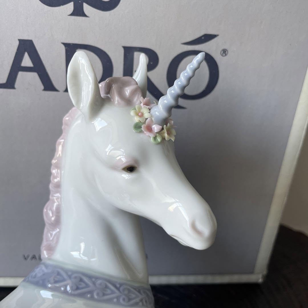 リヤドロ 置物 ユニコーン