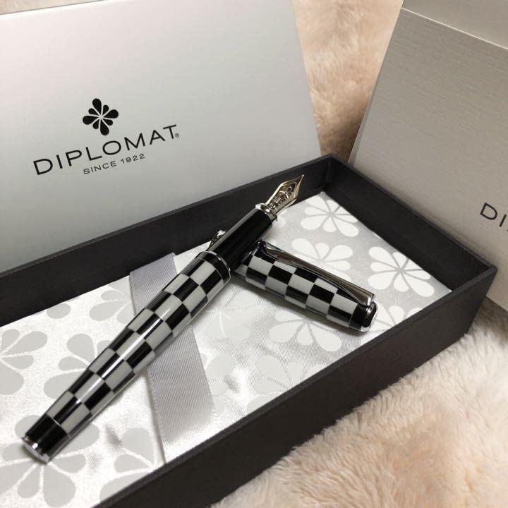 廃番 ディプロマット 万年筆 エクセレンスA ローマ 14金 ニブF 楽天