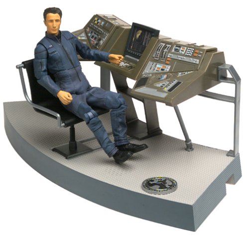 Star Trek Enterprise Broken Bow Lt Malcolm Reed Deluxe Action Figure