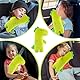 Gurtpolster Kinder, RosyFate Sicherheitsgurt Polster Auto, Sicherheitsgurt Schulterkissen, Gurt Polsterung Kindersitz, Gurtpolster Schlafkissen Nackenstütze, für Kinder Erwachsene (Dinosaurier-L)