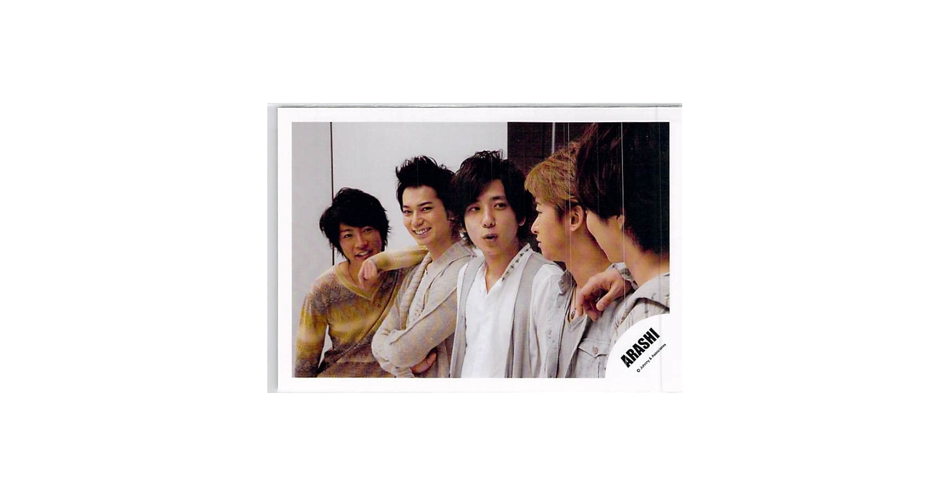嵐ARASHI 公式写真ソロ混合 71NoC2jN5vL._AC_SY200_QL15_.jpg