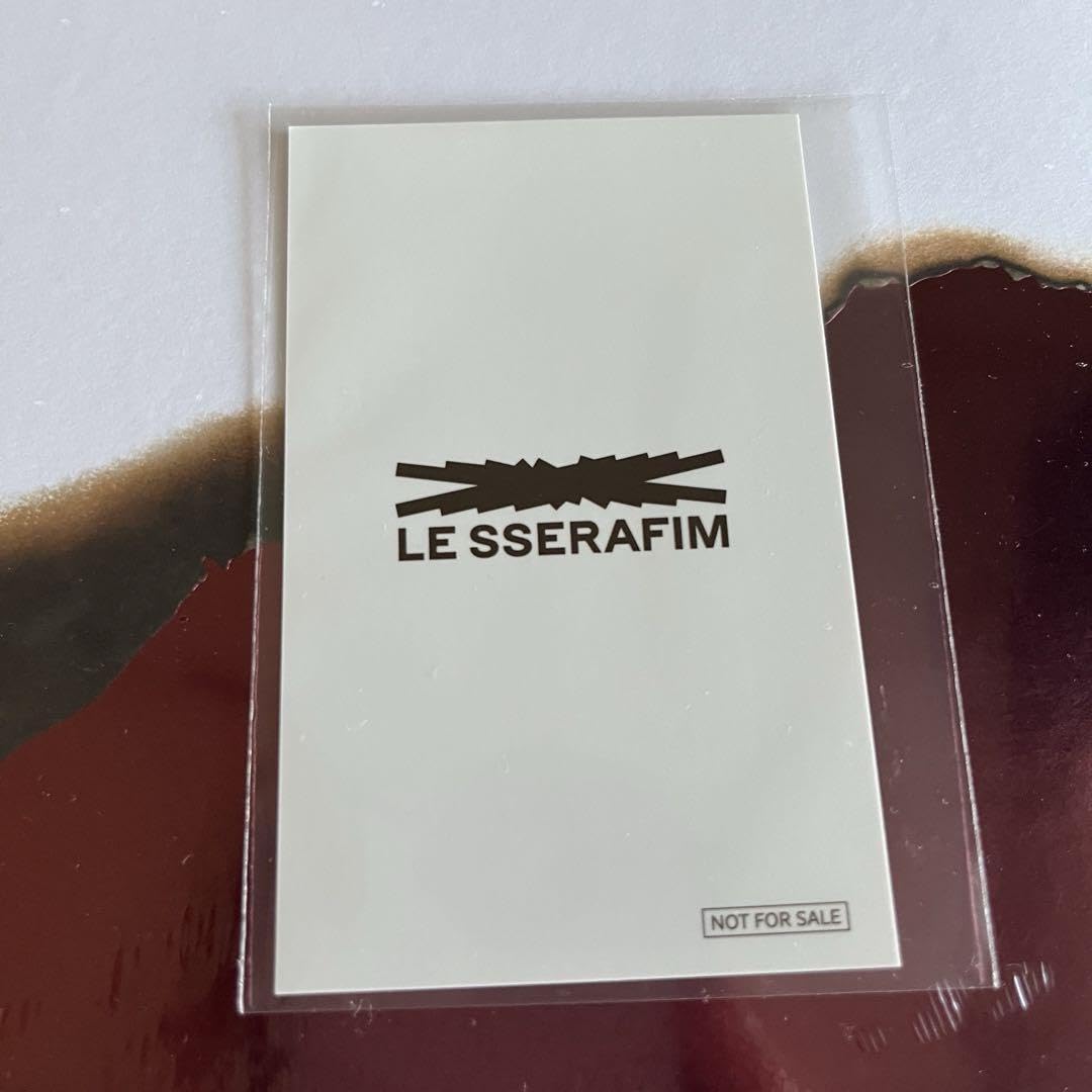 ウンチェ　ラキドロ　トレカ　タワレコ　LESSERAFIM LE SSERAFIM DIFFERENT タワレコ ラキドロ トレカ ウンチェ
