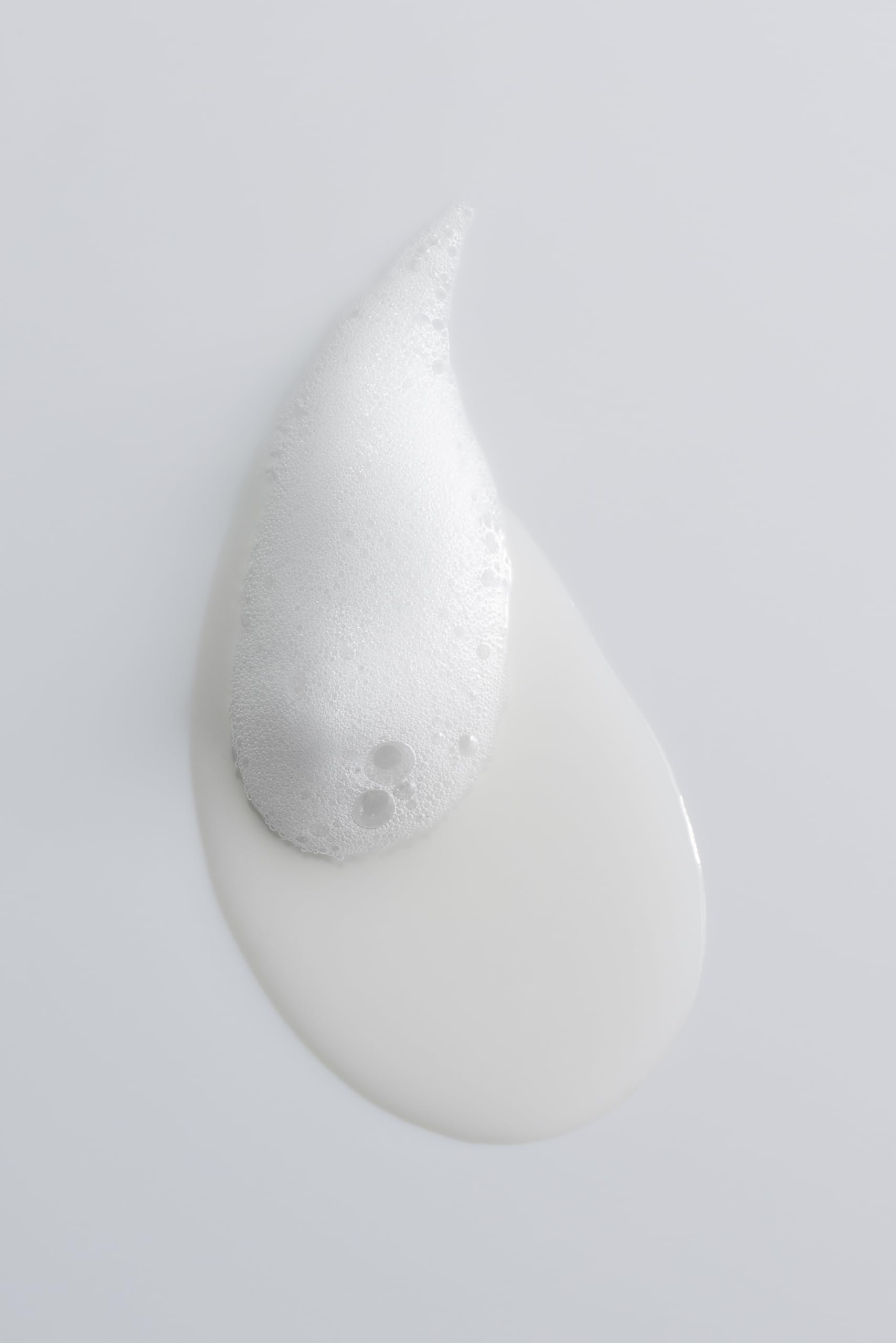 Sensilis Champú Exfoliante Sin Sulfatos Ácido Glicólico Niacinamida Pantenol 250 ml