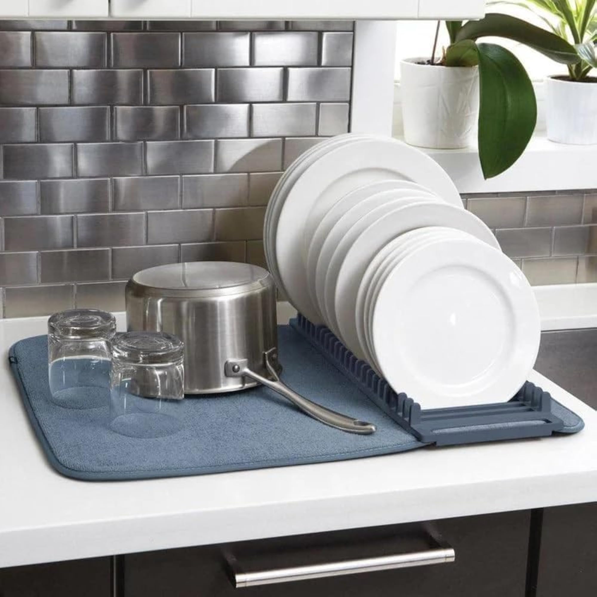 Elegant Heat-Resistant Table Placemats Set for Dining
