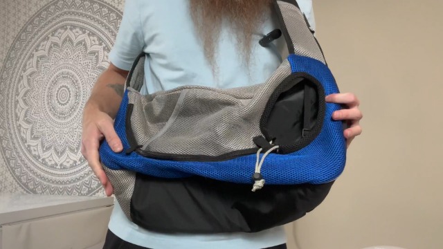 Pawaboo Pet Dog Sling Carrier, Hand Free Drawstring Dog Papoose with Adjustable Strap, Breathable Mesh Bag for Puppy Cat, Crossbody Satchel Dog Purse with Pocket for Outdoor, Dark Gray Black, Medium