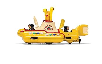 コーギー ビートルズ The Beatles Yellow Submarine Amazon.com: Corgi The Beatles Yellow Submarine 1:36 Diecast