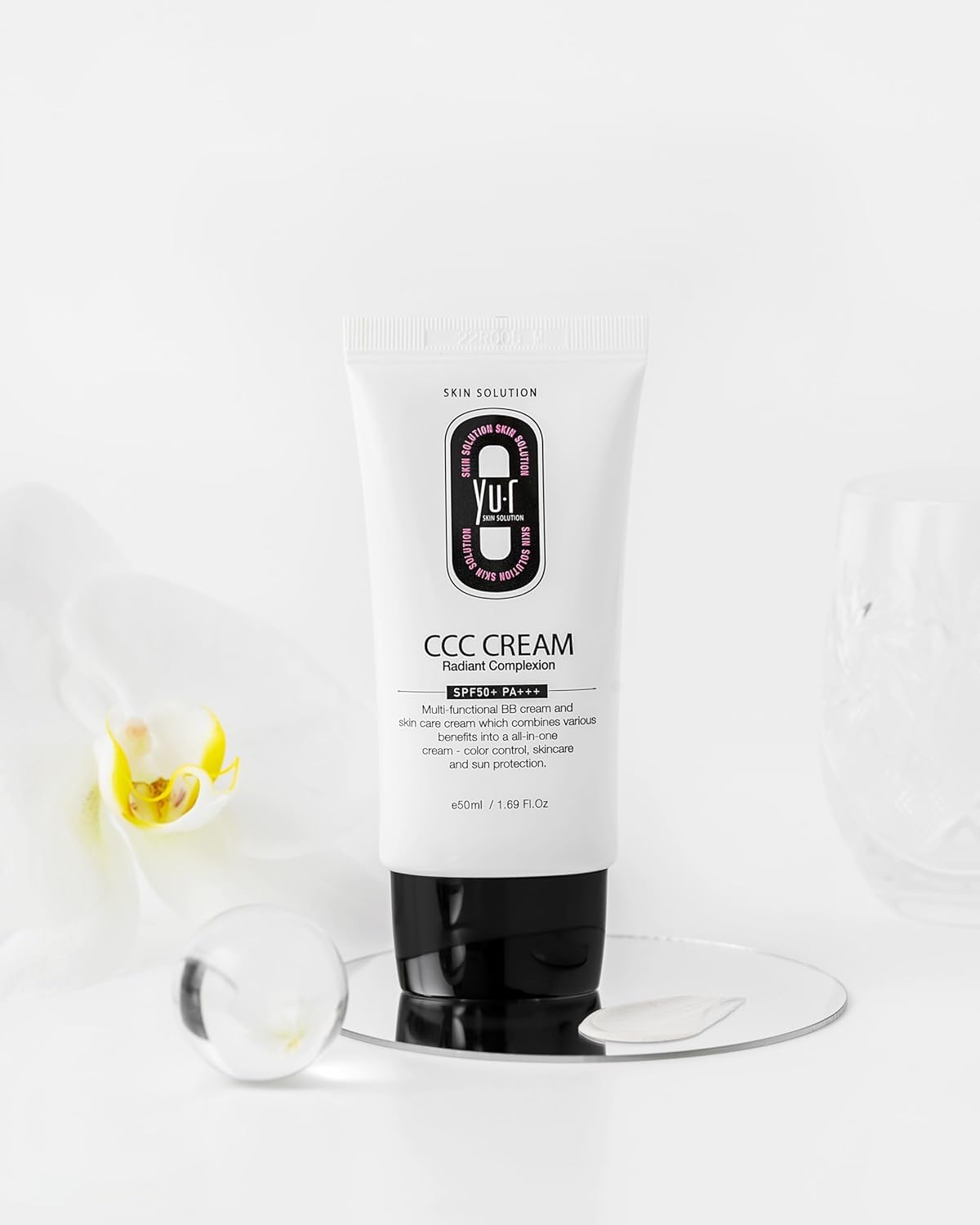 Yu.r CCC Cream SPF50+ PA+++ – 3-in-1 CC Cream mit UV-Schutz, Feuchtigkeit & natürlicher Tönung für alle Hauttypen, 50 ml (medium)
