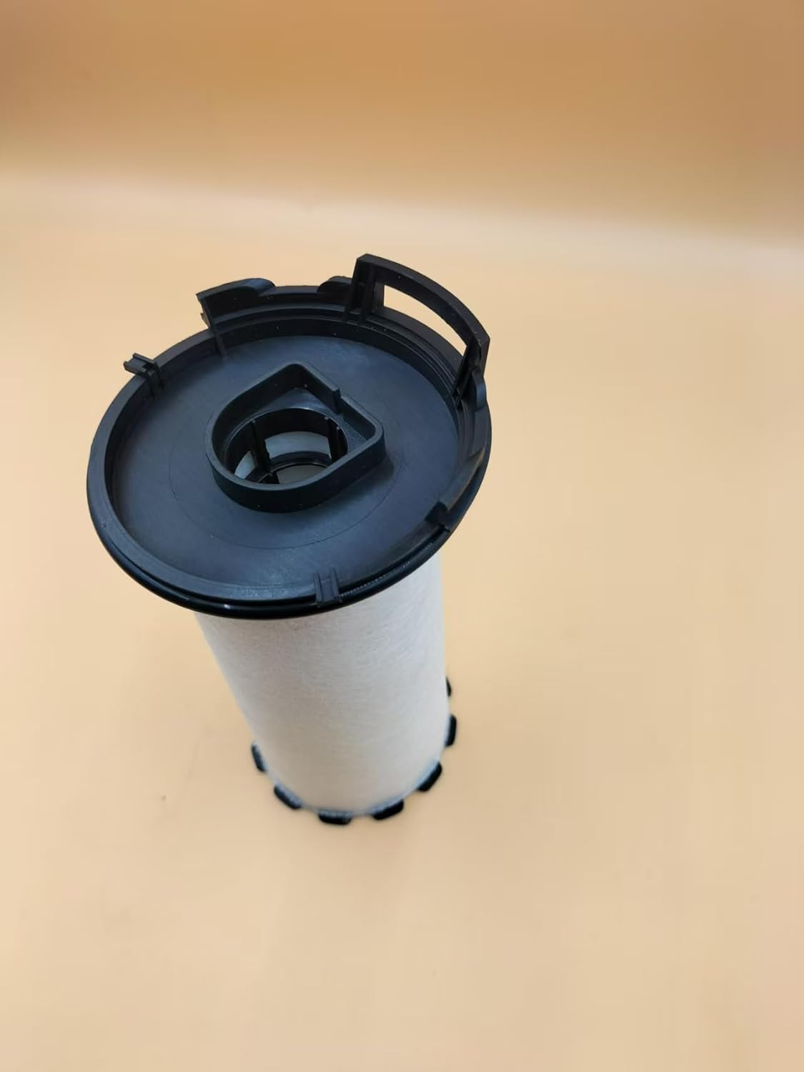 Kel'thuzad WS10147 Crankcase Ventilation Filter Compatible with John Deere Tractors 5 Series 6 Series & 7 Series.