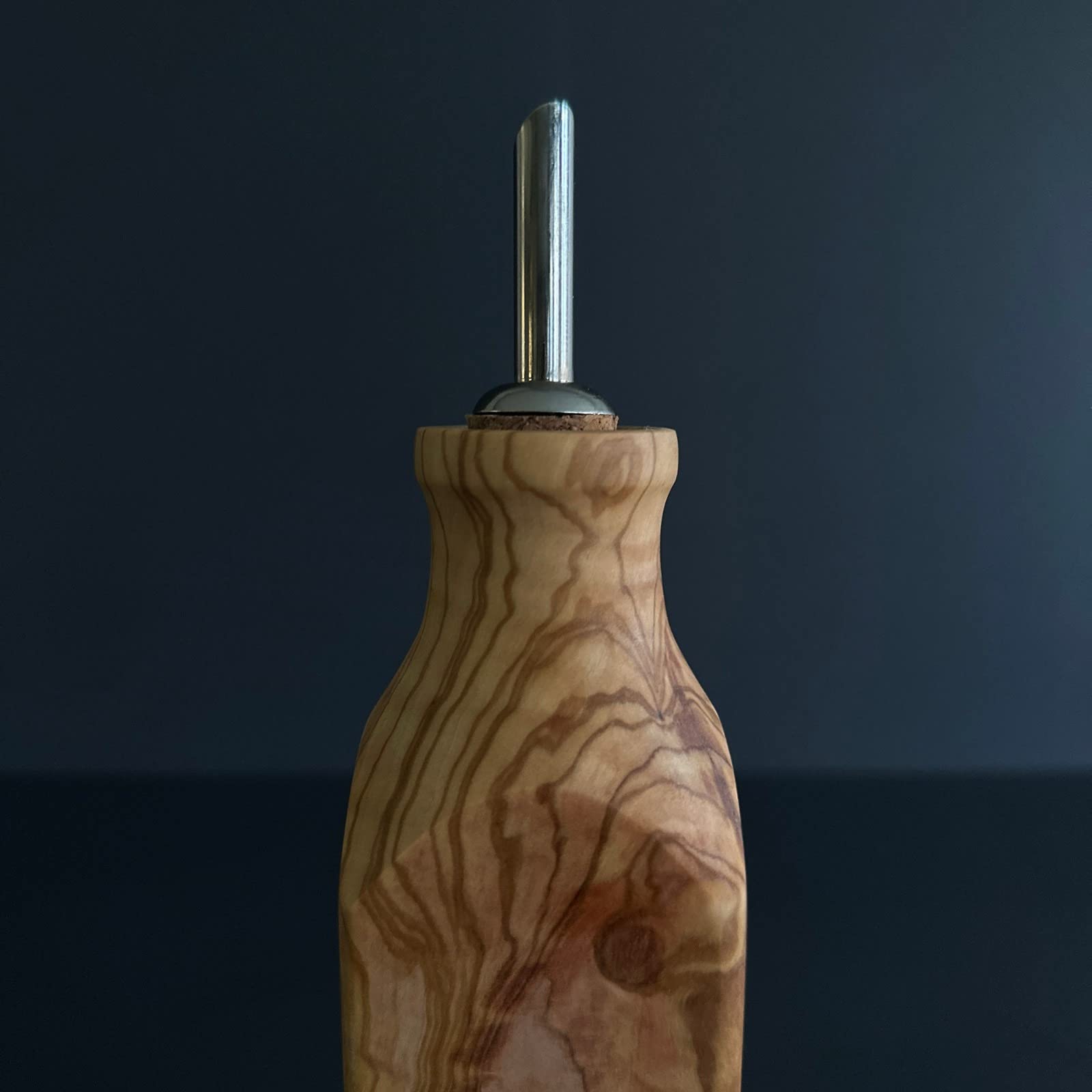 ege'deneve.com Ölflasche aus Olivenholz, Ölflasche, Ölkännchen, Ölkanne Ausgießer 250 ml