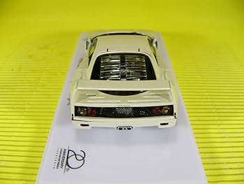 Kyosho Ferrari F40 ホワイト 1/18 Kyosho Ferrari F40 ホワイト 1/18 Ferrari F40 Pearl White 1/18