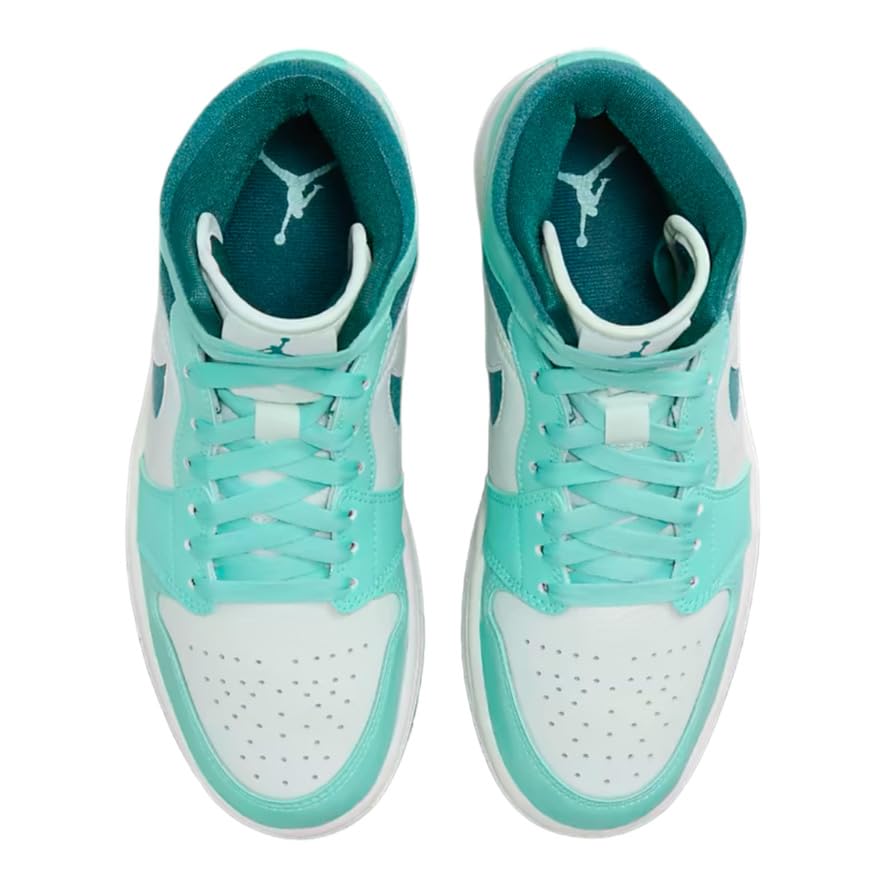 Image of Nike Women's Air Jordan 1 Mid SE Sneaker