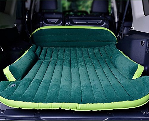 Matelas gonflable voiture pour dormir à l'arrière d'un SUV lors des trajets de nuit