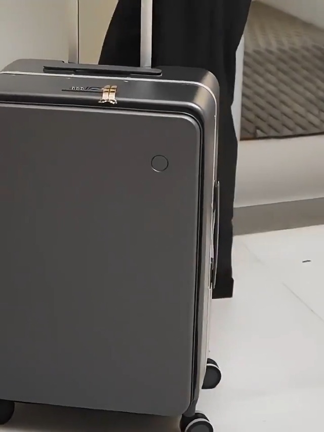 Amazon.com | mixi Carry On Luggage, 20'' Suitcase with Front