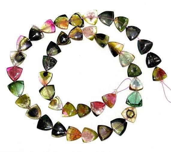Tourmaline pastèque en perles lisses triangles 7mm 9mm LKBEADS pour fil de bijoux