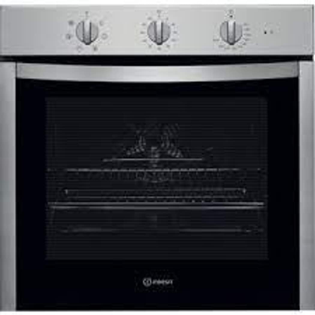 Indesit IFW 5530 IX forno Forno elettrico 66 L Acciaio inossidabile A [Classe di efficienza energetica A]