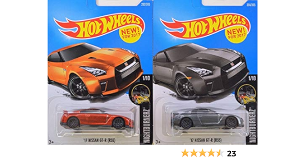 Hot Wheels 17 Nissan GT R (R35) Gray 364/365 and 17 Nissan GT R (R35) Orange 282/365 Bundle