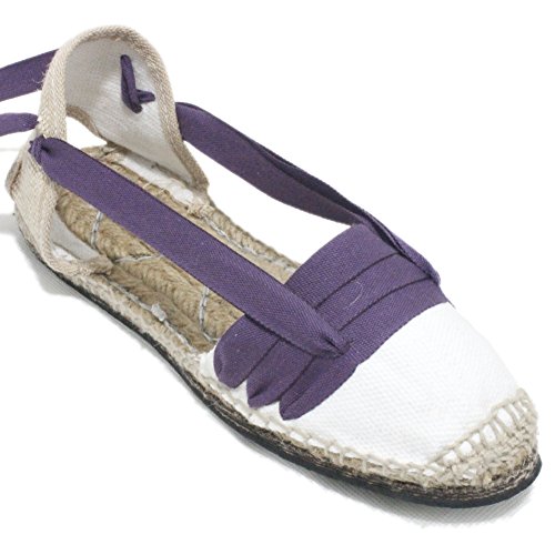 Sacoches traditionnelles en caoutchouc lilas fonce pour flaner en terrasse cet ete